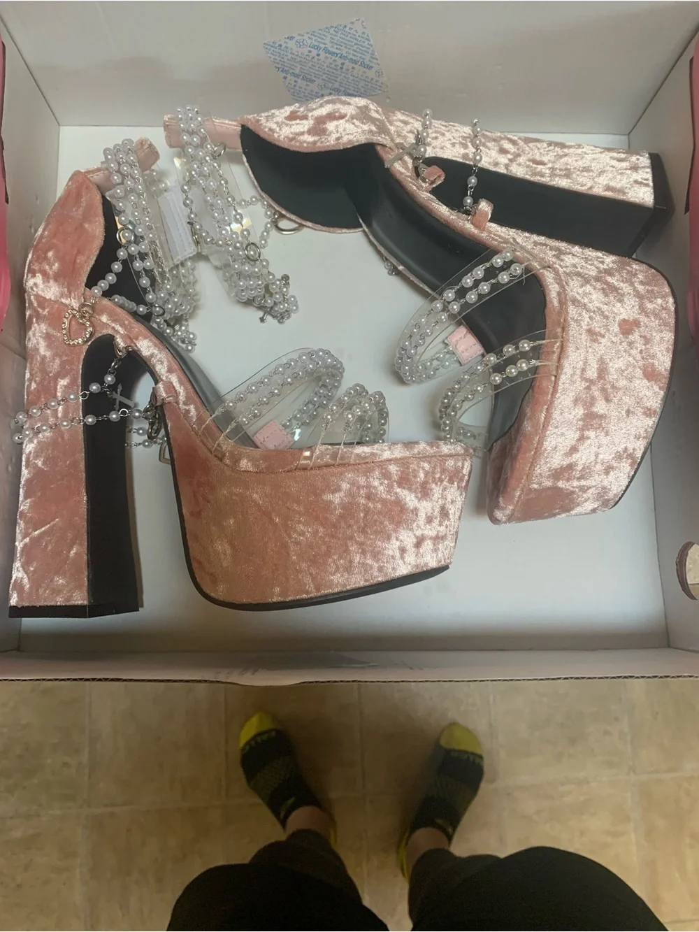 Sugar Thrillz pink size 7 high heel platform